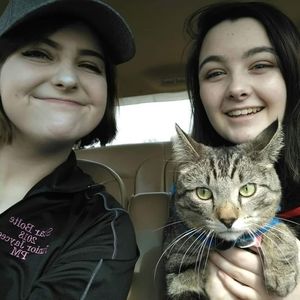 Meet your Posher, Alyssa